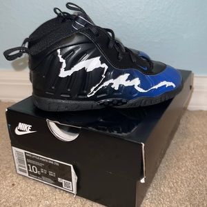 Toddler Nike little posite one black, royal and white Sz 10